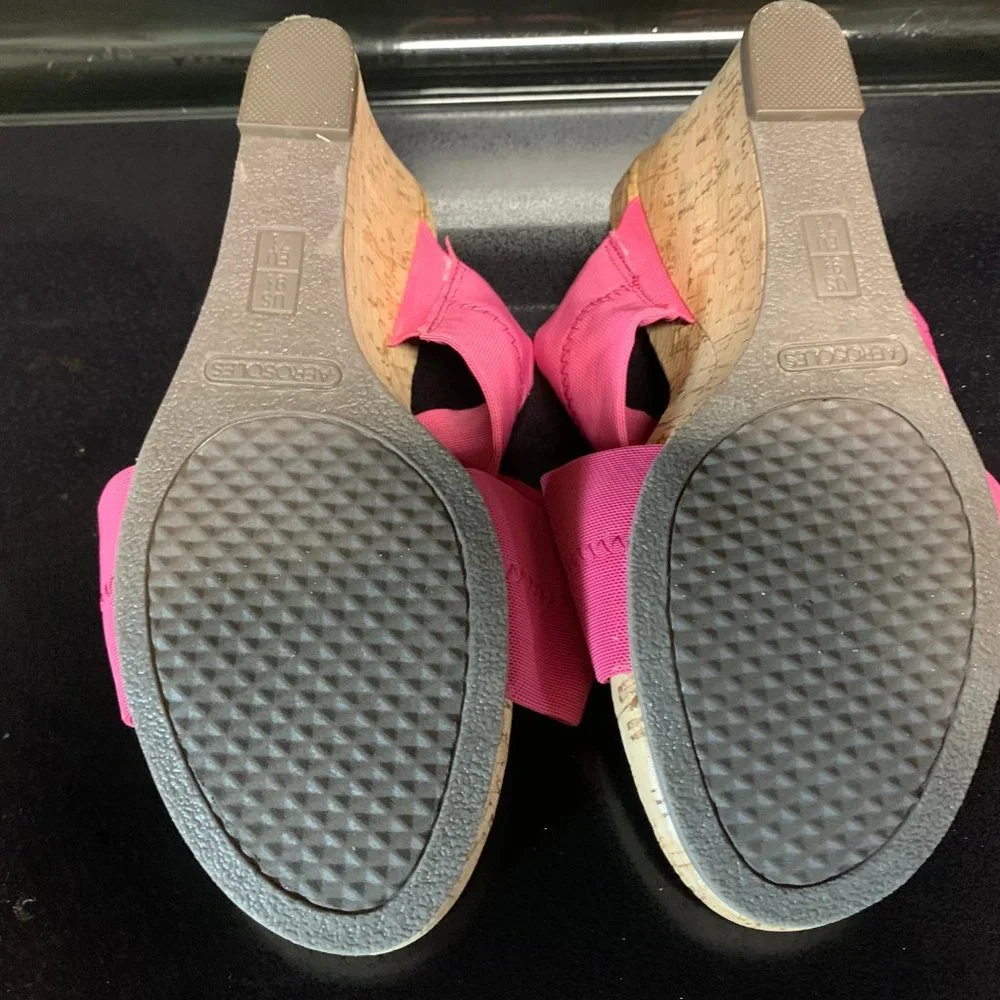 Aerosoles Pink Party plush 9.5